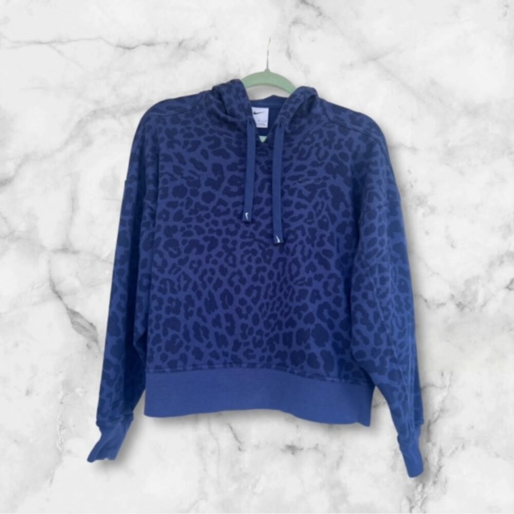 NIKE "Get Fit" Cropped Leopard Print Hoodie